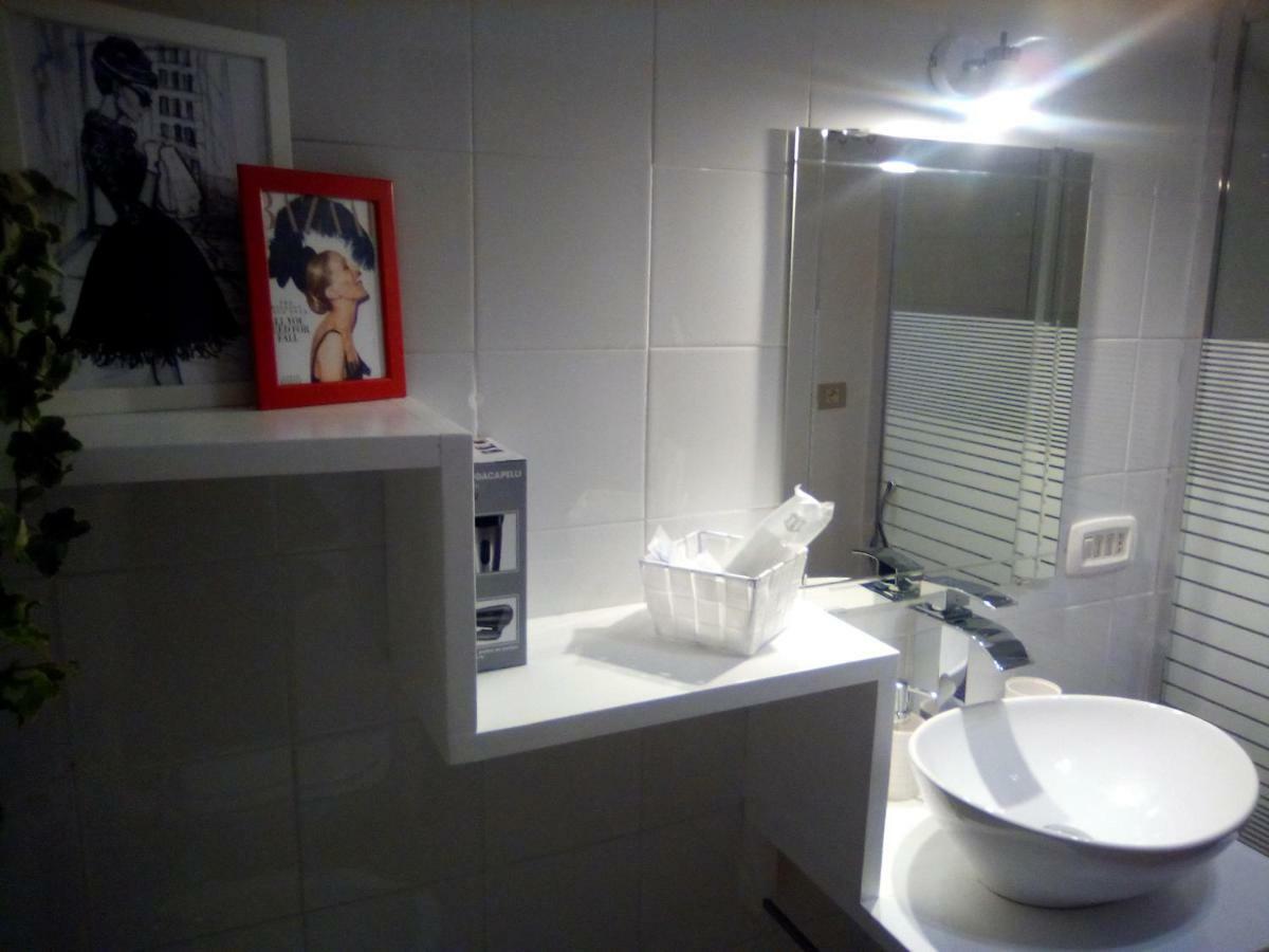 נאפולי Anna Home In Chiaia מראה חיצוני תמונה